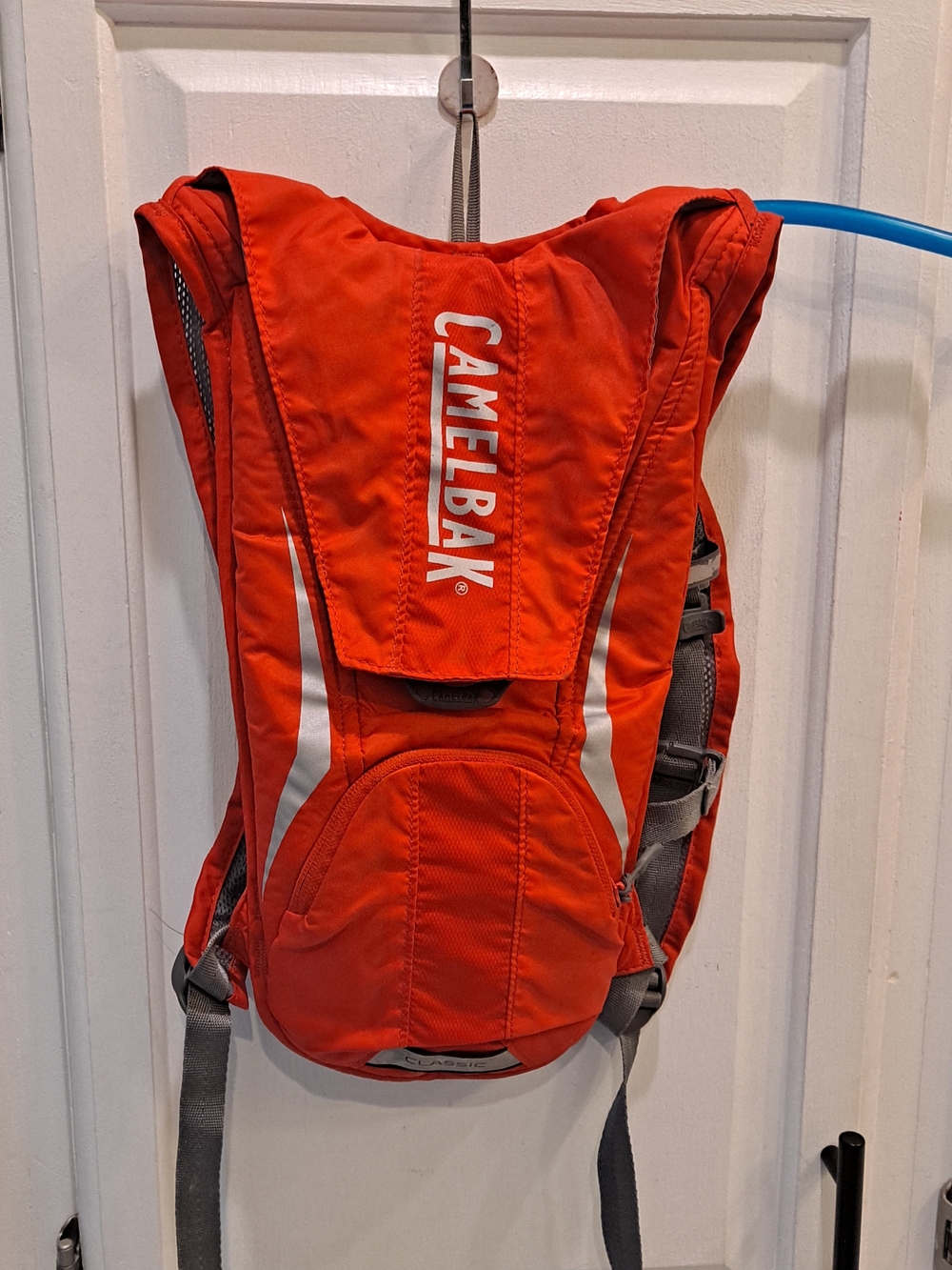 CamelBak Classic Red Silver Hydration Pack Lightweight Unisex Backpack Sporty